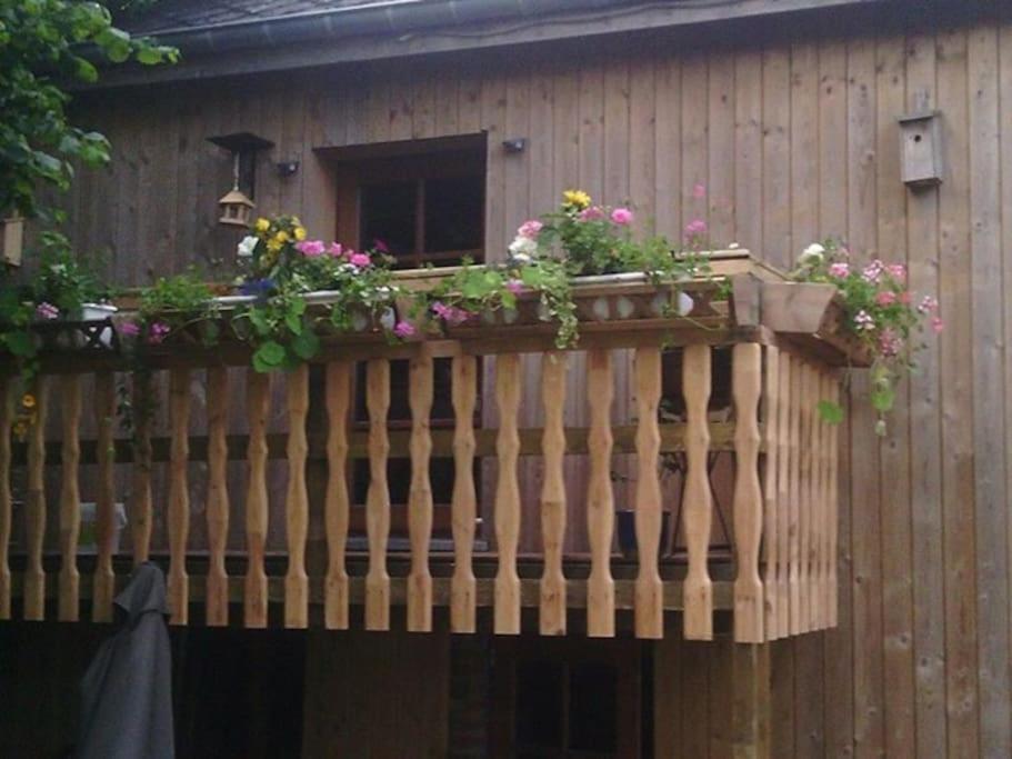 Gite Les 7 Frenes Vaux-sur-Sure ภายนอก รูปภาพ