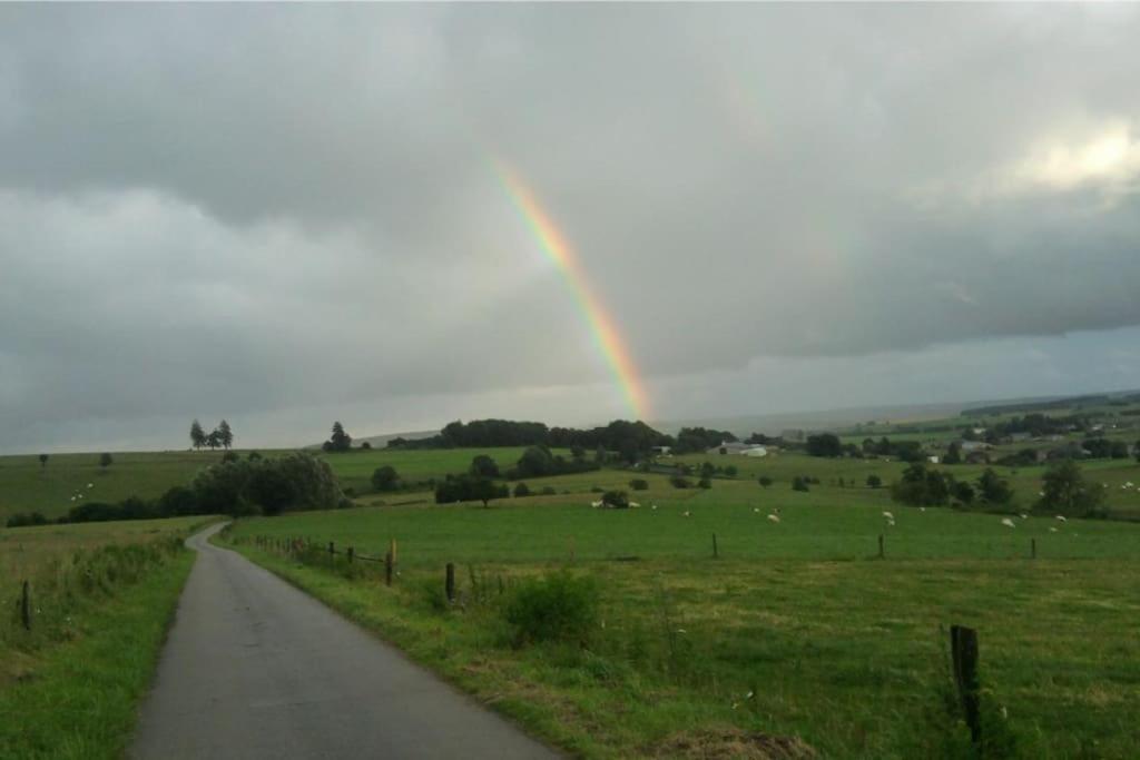 Gite Les 7 Frenes Vaux-sur-Sure ภายนอก รูปภาพ