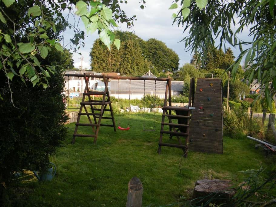 Gite Les 7 Frenes Vaux-sur-Sure ภายนอก รูปภาพ